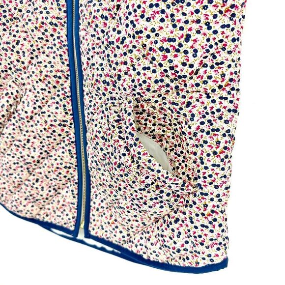 J. Crew Mercantile Blue Pink Floral Ruffled Mock Neck Zip Up Quilted Puffer Vest - Picture 12 of 16